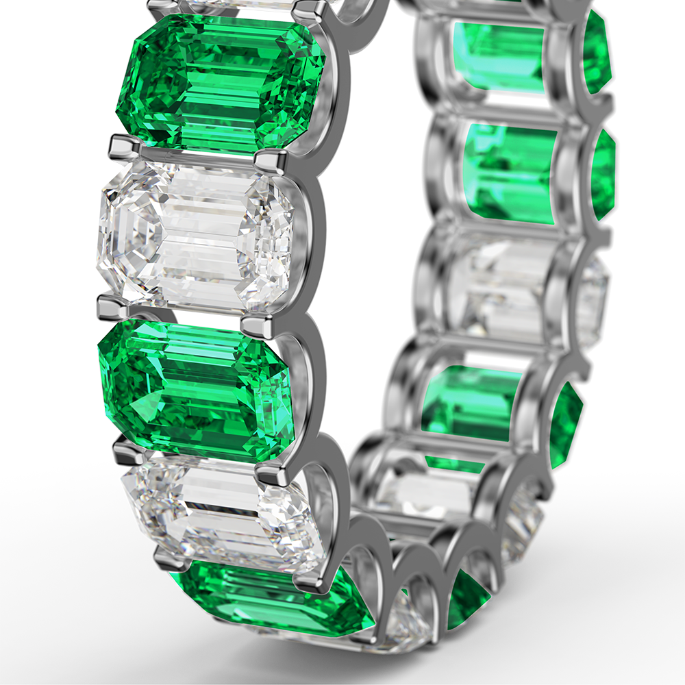 白金鑽石和祖母綠戒指